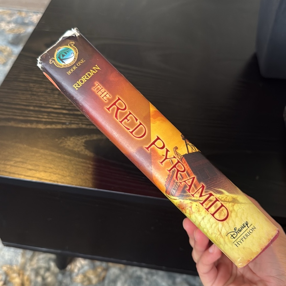 The Red Pyramid by Rick Riordan - Picture 2 of 6